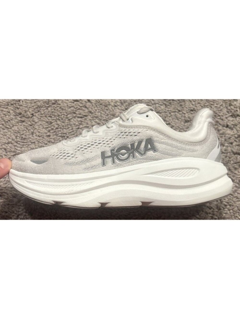 HOKA Bondi 9 Running Walking Shoes Women’s Size 6.5 B Stardust / Silver